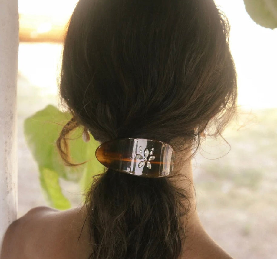 Trendy hair clip