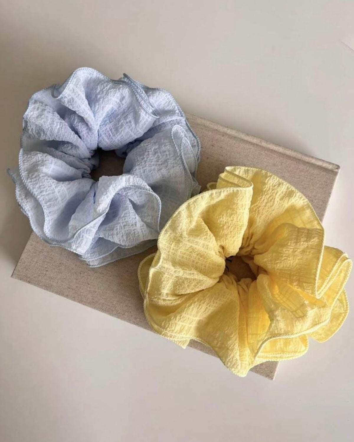 Big XL Scrunchies
