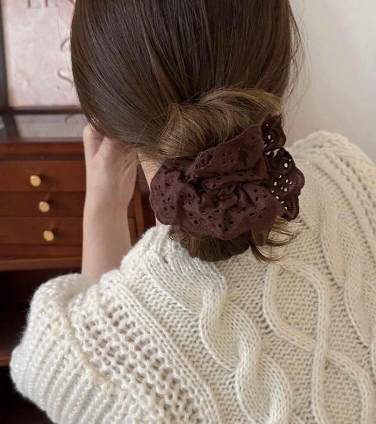 Basic Lace Scrunchies